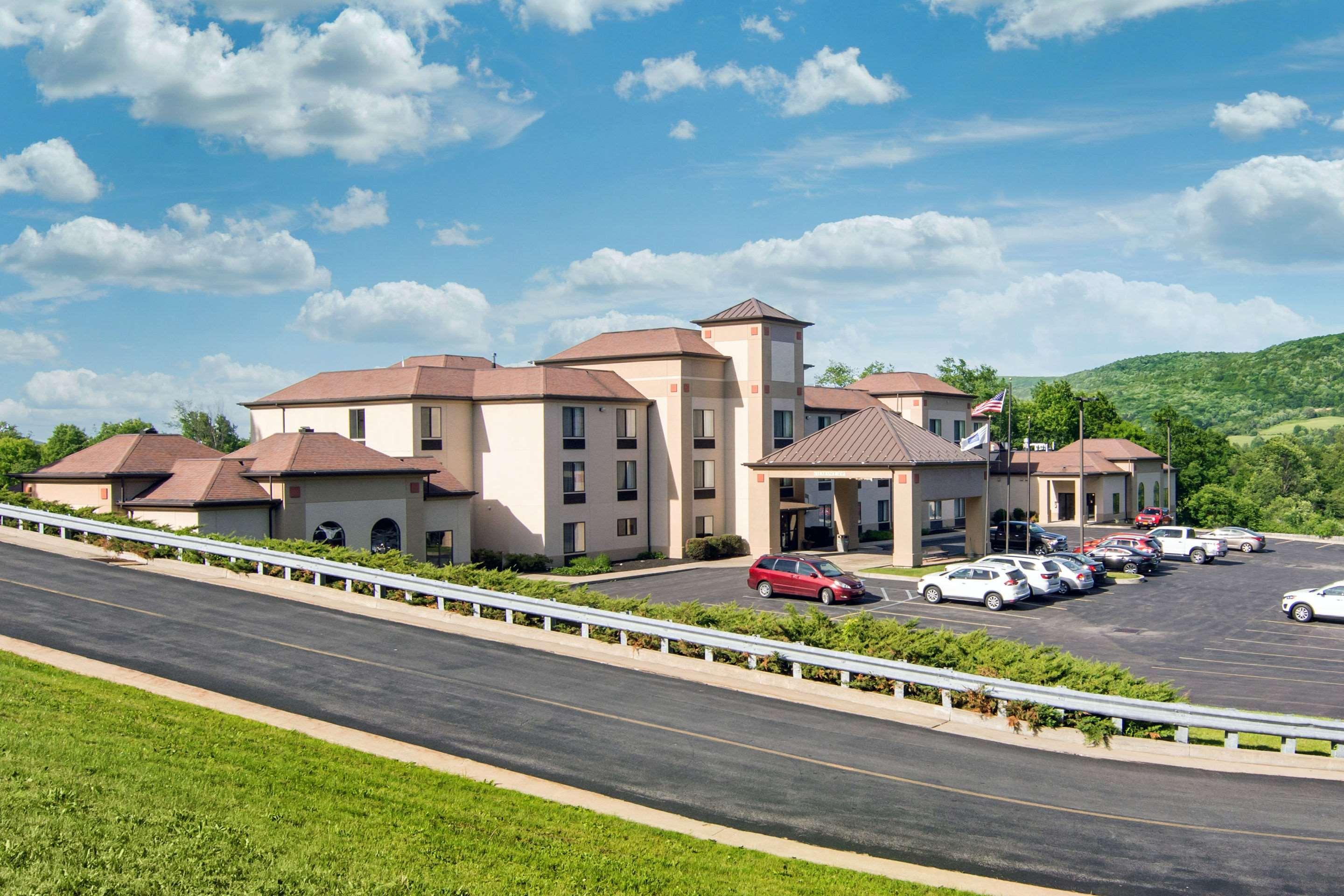 Comfort Inn&Suites Milford/Cooperstown Exterior foto